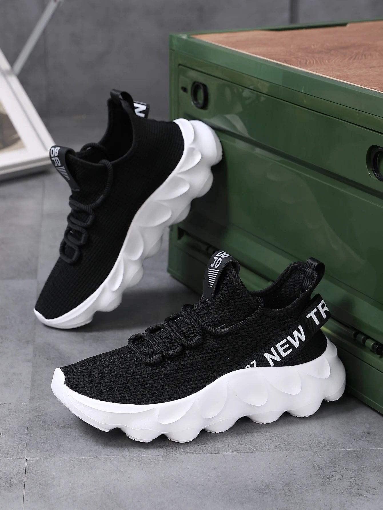 Men's Large Size Outdoor Hiking And Running Shoes Comfortable Casual Versatile Fashionable Sports Shoes for Couples Training GONZALES ONLINE SHOP