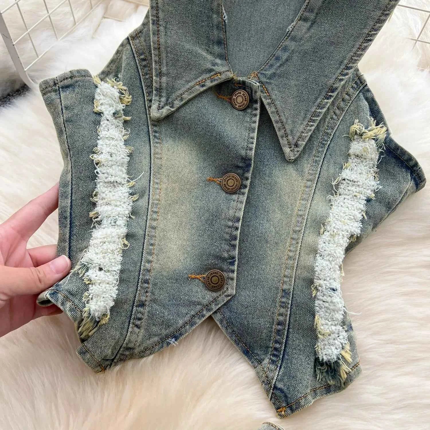 American Retro Washed Denim Two-piece Set,Women's New Summer Vintage Hang-the-neck Sleeveless Lapel Top with Slit Slimming Skirt