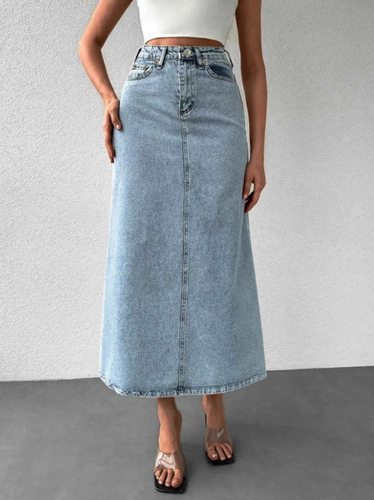 Women's mid-length denim midi skirt, with a retro and nostalgic washed light color five-pocket style, basic and practical A-line