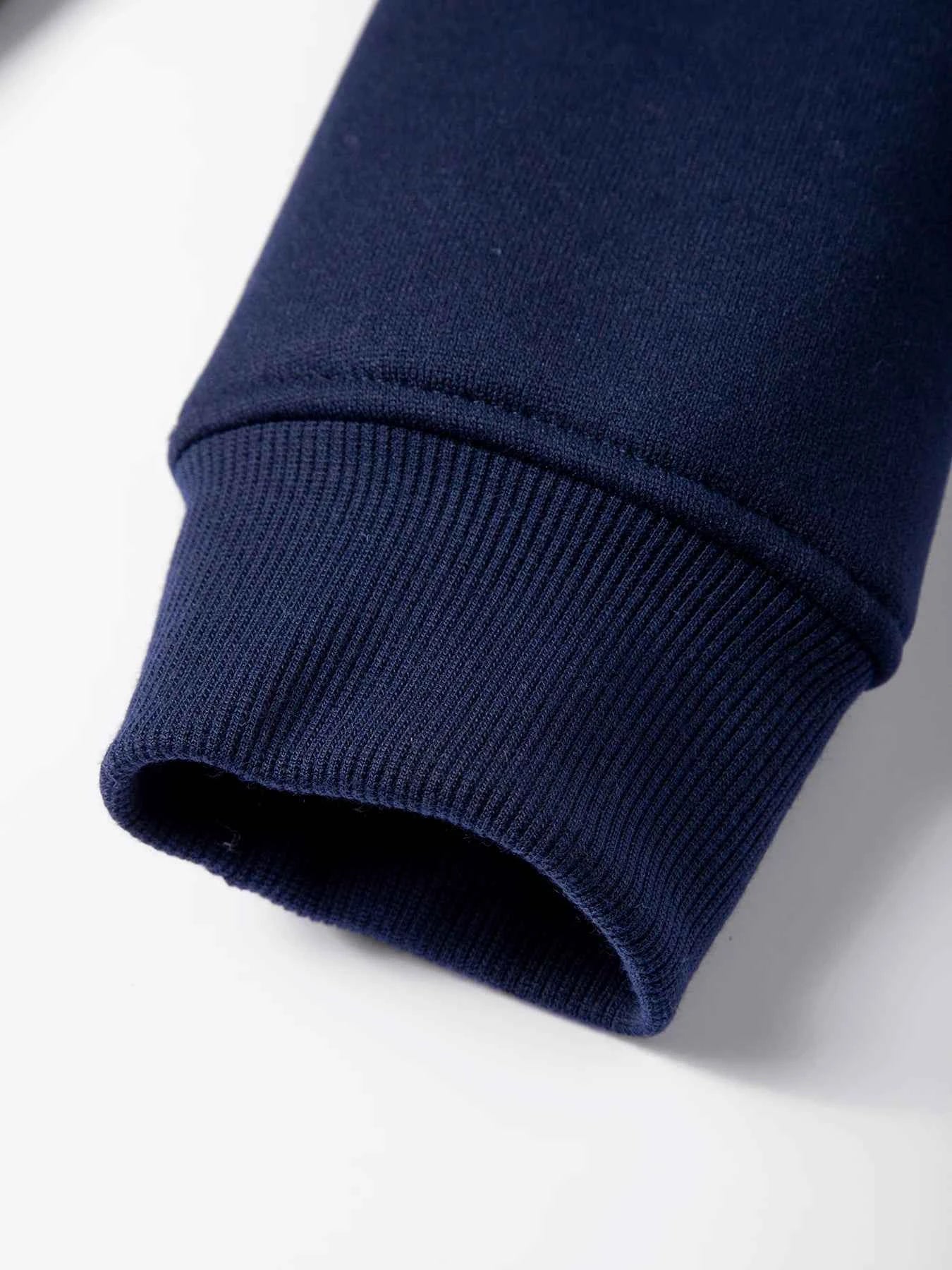 Men's Crew Neck Hoodies Autumn Winter Fleece Warm Casual Loose Pullover Solid Color Round Neck Sport Long Sleeved Sweatshirt