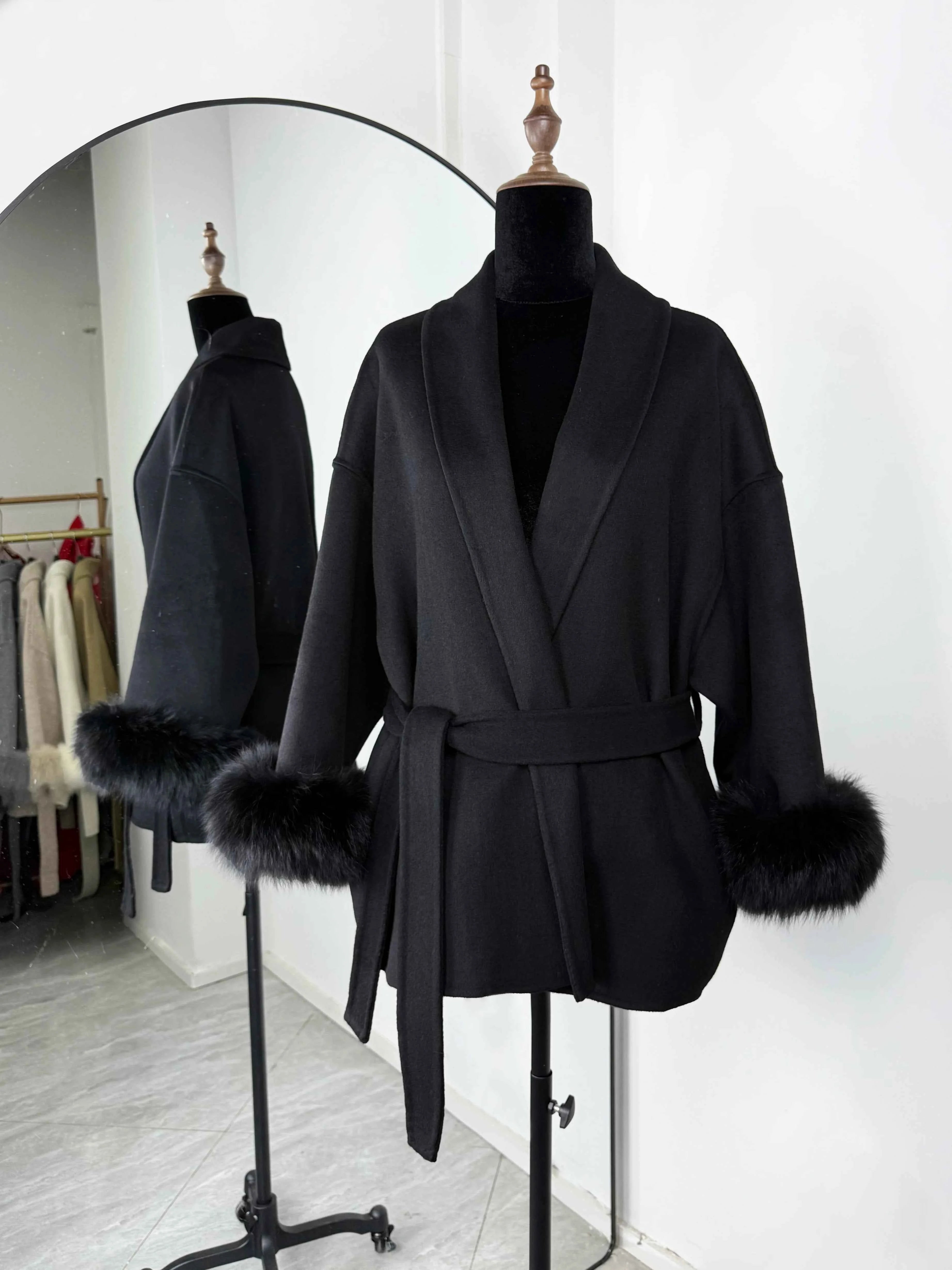 TARUXY Fox Fur Woolen Coats Women's Short Coat Office Lady Removable Elegant Double-sided Wool Overcoat 2025 New Cardigan Jacket