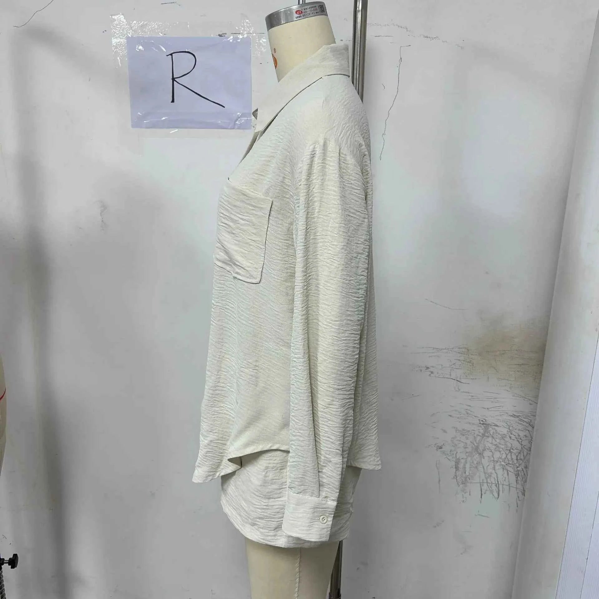 Three sisters 2025 New Summer Women's Solid Single breasted Long Sleeve Shirt Loose Fashion Casual Shorts Beach Wholesale suit