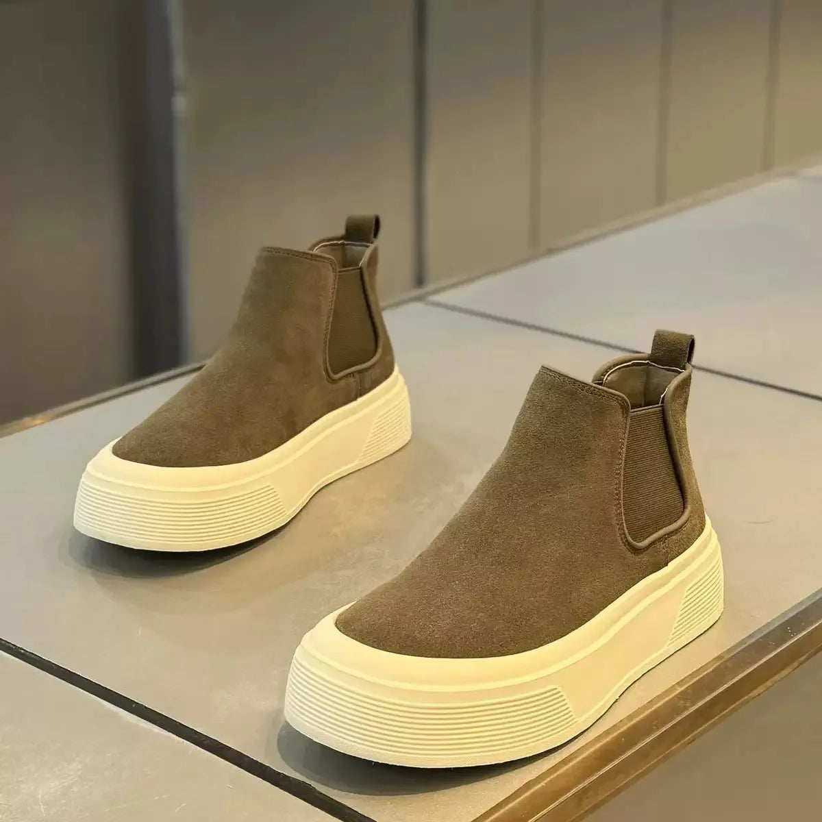 Men's shoes 2026 spring new fashion high top casual thick soled board shoes outdoor anti slip warm suede cotton shoes GONZALES ONLINE SHOP