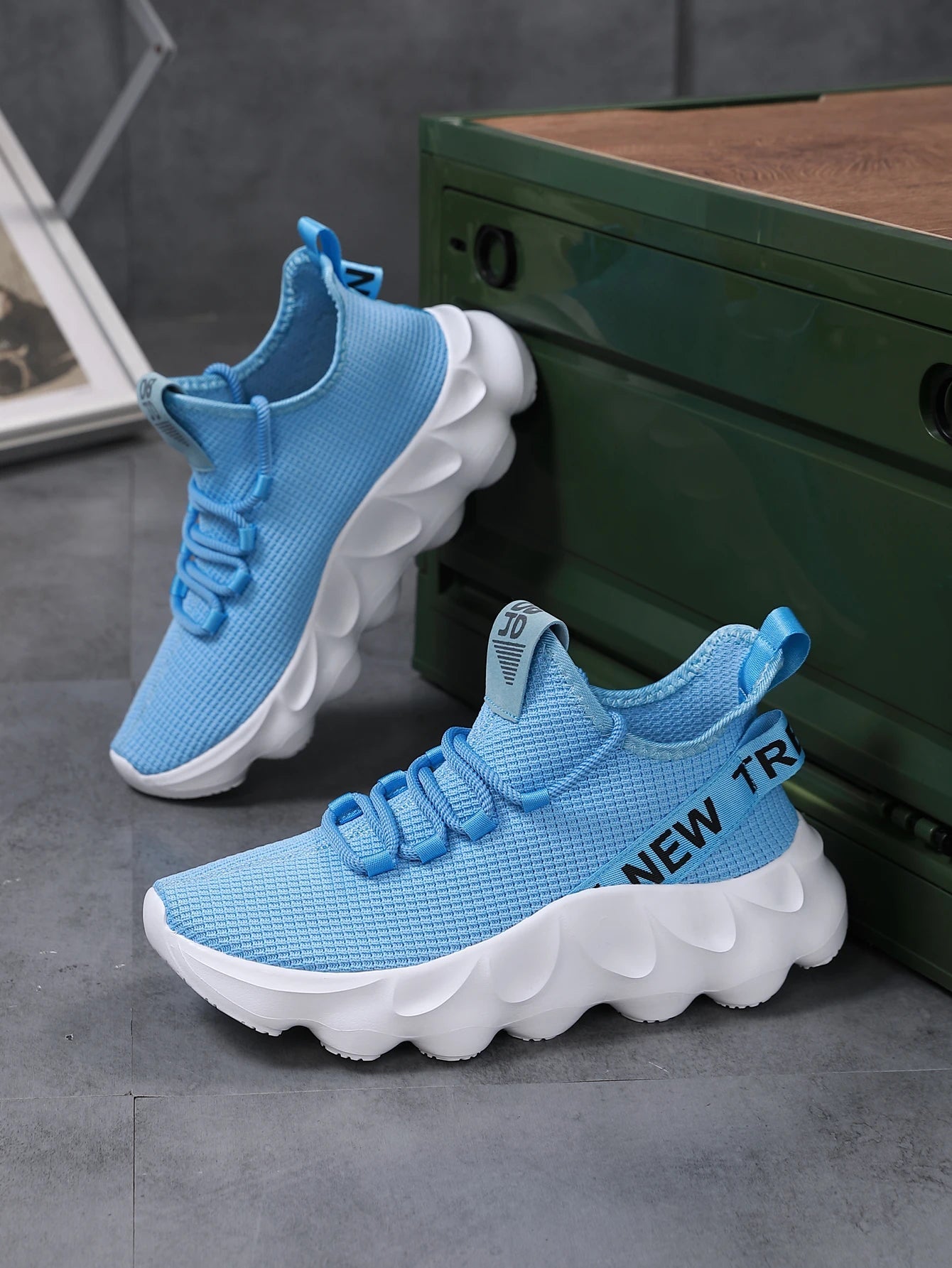 Men's Large Size Outdoor Hiking And Running Shoes Comfortable Casual Versatile Fashionable Sports Shoes for Couples Training GONZALES ONLINE SHOP