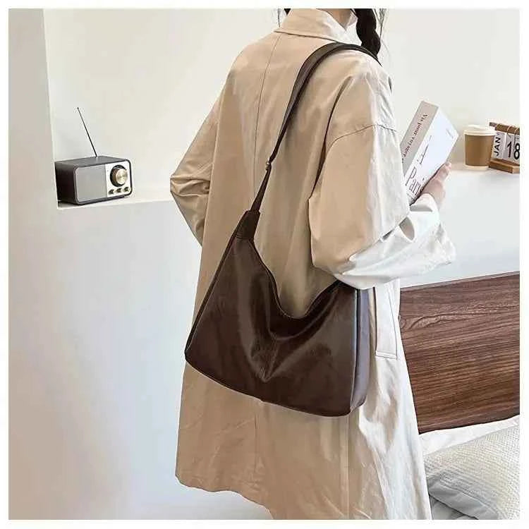 PU Leather Commuter Fashion Vintage Casual Tote Bag Maillard Stylish Crossbody Bags for Women Texture Large Capacity Temperament
