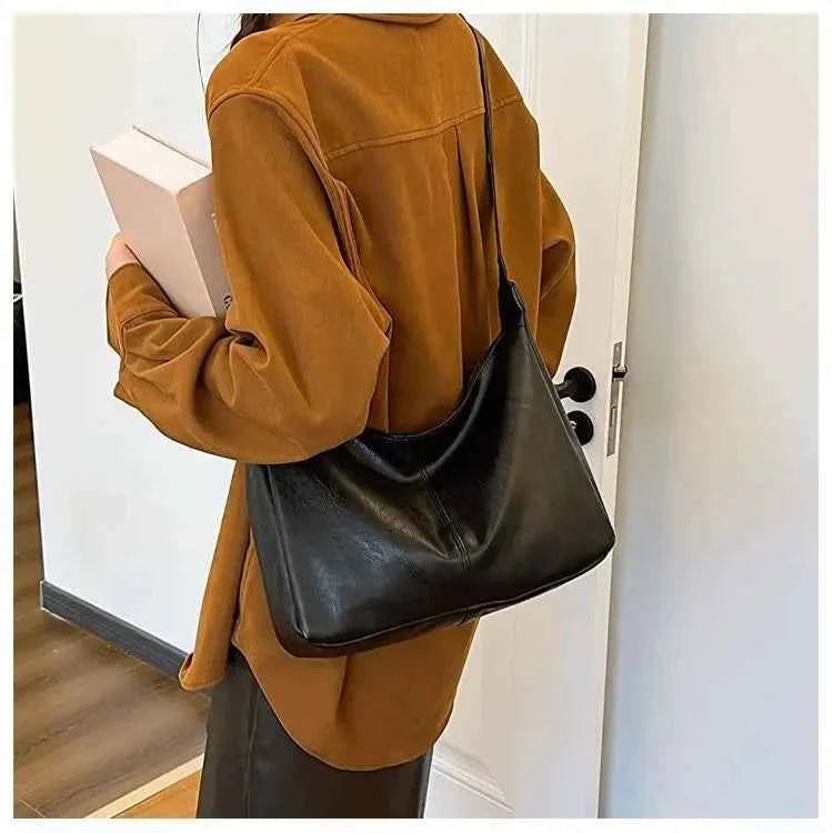 PU Leather Commuter Fashion Vintage Casual Tote Bag Maillard Stylish Crossbody Bags for Women Texture Large Capacity Temperament
