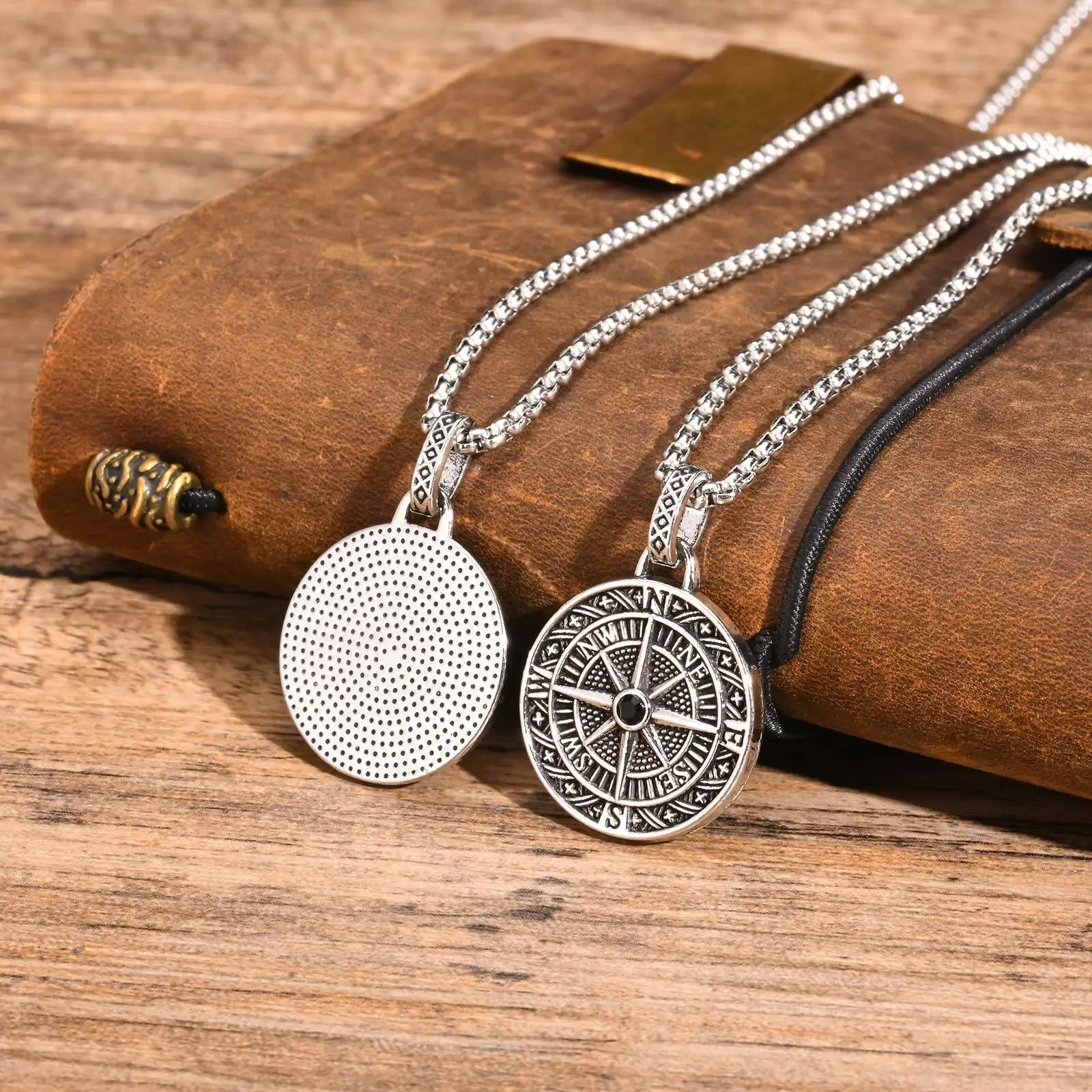 Vnox Vintage Compass Pendant Necklaces for Men Boys, Stainless Steel Coin Necklace, Rock Hiphop Collar Graduation Guid Gift GONZALES ONLINE SHOP