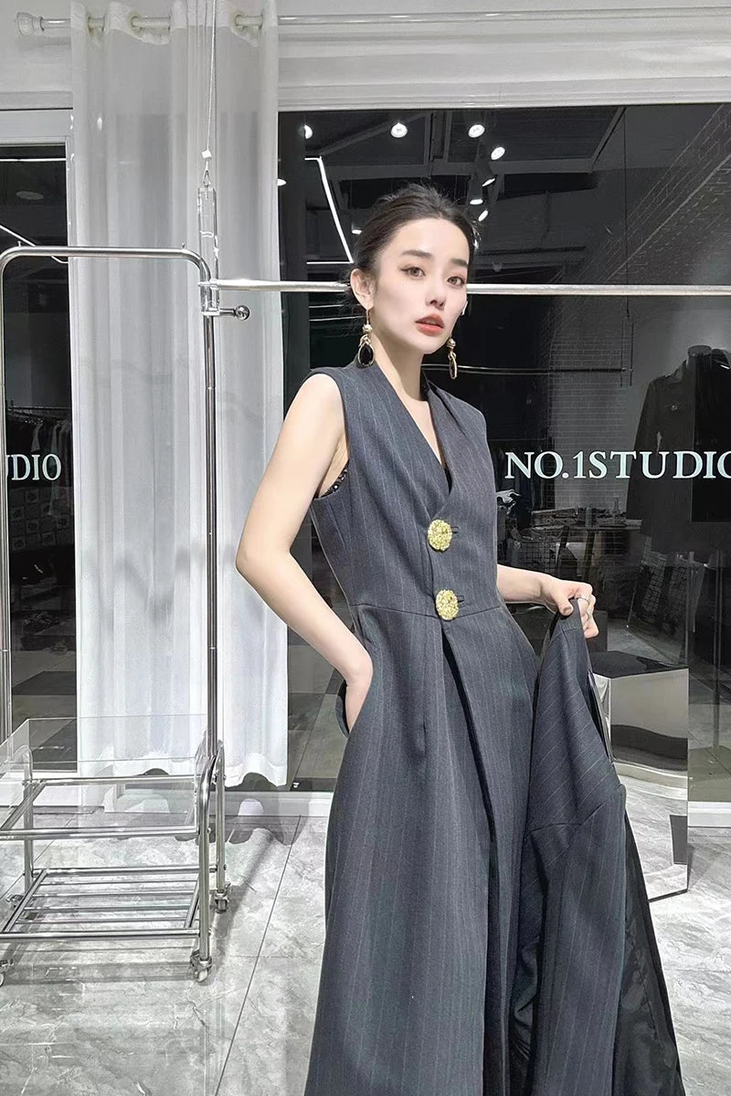 SuperAen 2023 Winter New Korean Dark Stripe V-Neck Split Dress Paired with A Fashionable Two Piece Suit Coat GONZALES ONLINE SHOP