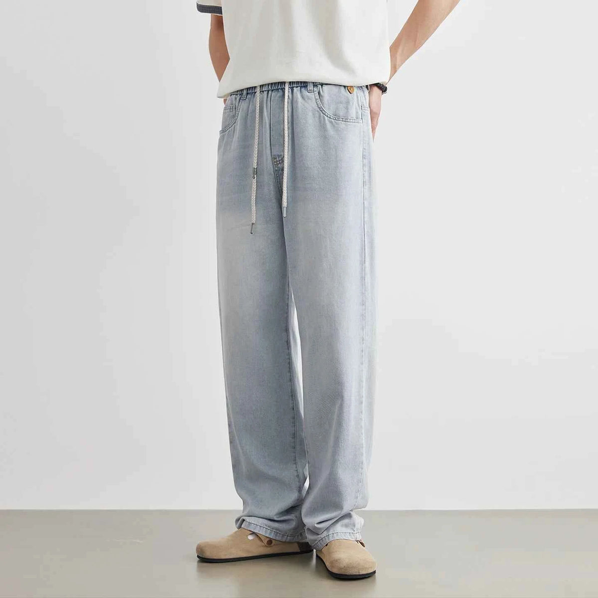 Fashion Men's Drawstring Elastic Waist Street Style Drape Jeans 2025 Summer Light Blue Washed Loose Straight Casual Pants
